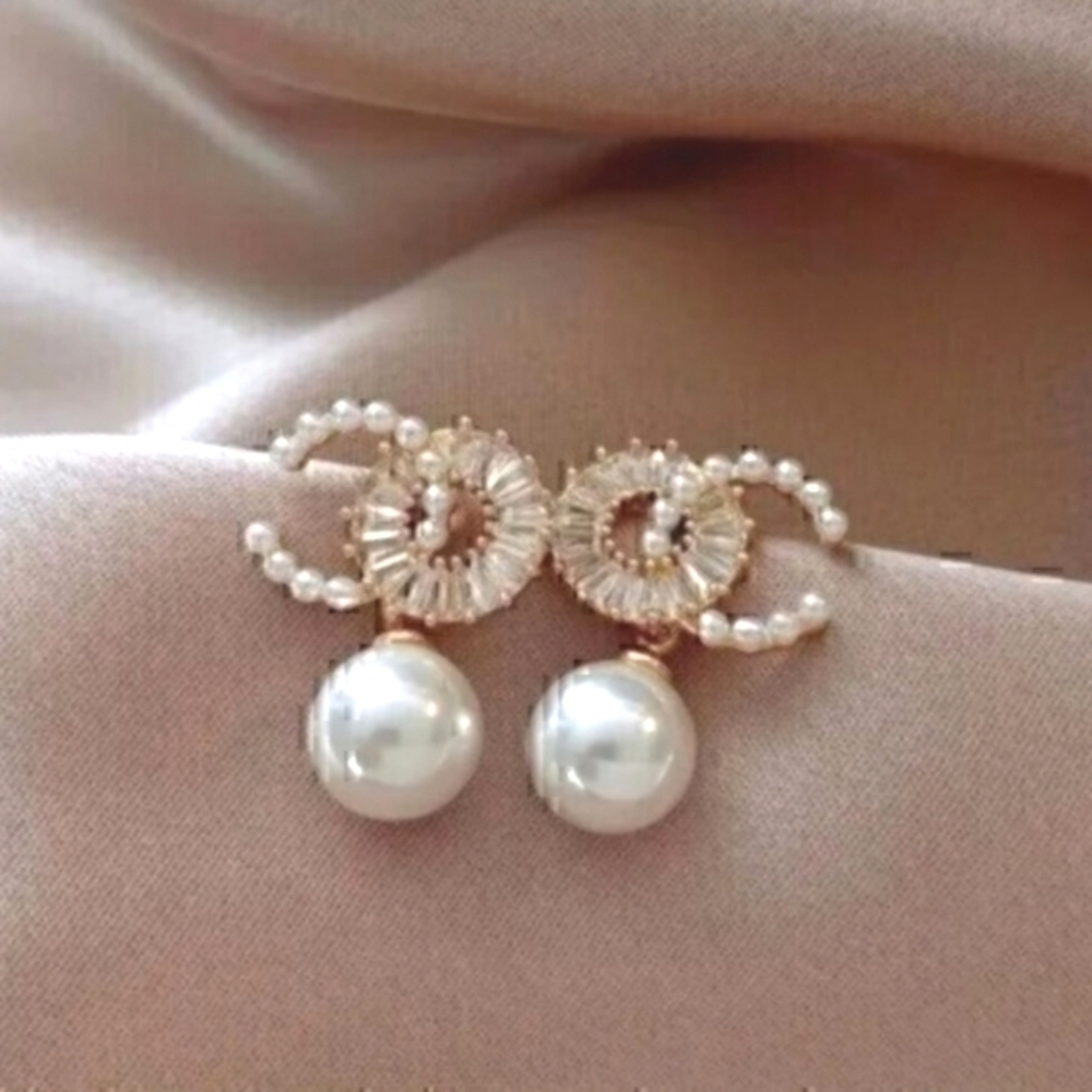Pearl Feminine Dangle Crystal Coquette Girl Earrings Faux